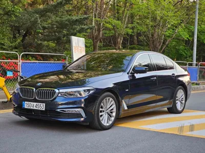 BMW 5-Series 2018, 81050 км, за 13544.31 USD