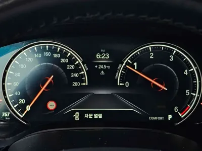 BMW 5-Series 2018, 81050 км, за 13544.31 USD