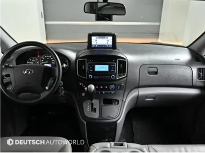 Hyundai Starex 2018, 107991 км, за 9844.73 USD - фото 7