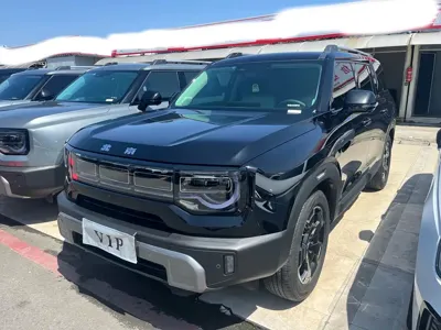 Beijing Off-Road BJ30 · 2025 год
