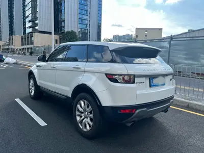 Land Rover Evoque 2015, 100000 км, за 8528.92 USD