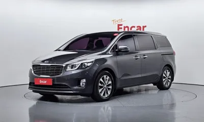 Kia Canival · 2017 год