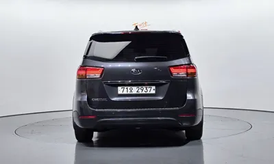 Kia Canival 2017, 76243 км, за 8457.22 USD