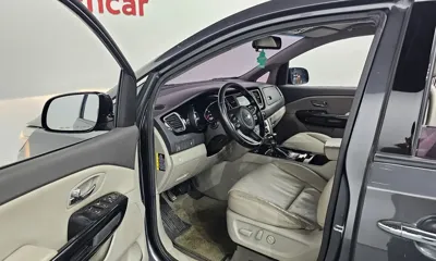 Kia Canival 2017, 76243 км, за 8457.22 USD - фото 11