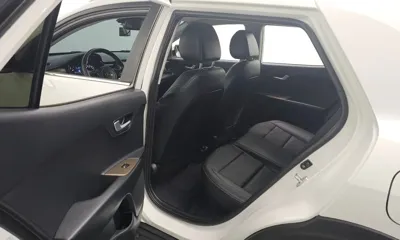 Kia Stonic 2020, 69878 км, за 9650.99 USD - фото 11