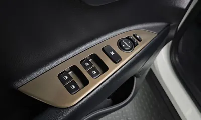 Kia Stonic 2020, 69878 км, за 9650.99 USD - фото 19