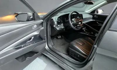 Hyundai Avante 2023, 46984 км, за 11290.53 USD - фото 10