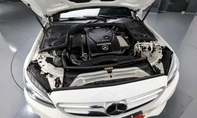 Mercedes-Benz C-Class 2018, 85078 км, за 11757.75 USD - фото 6