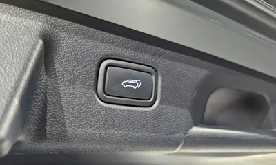 Hyundai Palisade 2019, 128054 км, за 14637.02 USD - фото 20