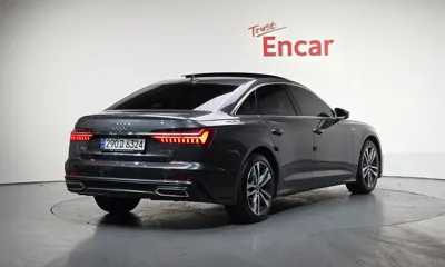 Audi A6 2022, 30101 км, за 24238.39 USD