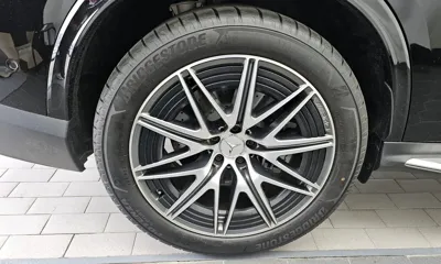 Mercedes-Benz GLC-Class 2025, 3935 км, за 65981.9 USD