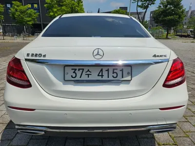 Mercedes-Benz E-Class 2018, 166584 км, за 10986.15 USD - фото 7