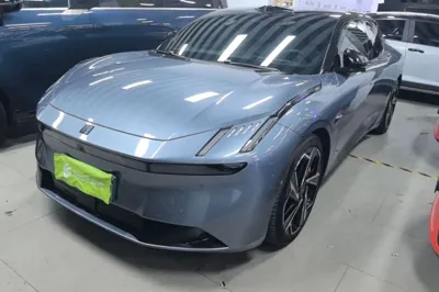 Lynk & Co Z10 · 2024 год