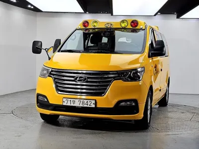 Hyundai Starex 2019, 102728 км, за 8131.68 USD