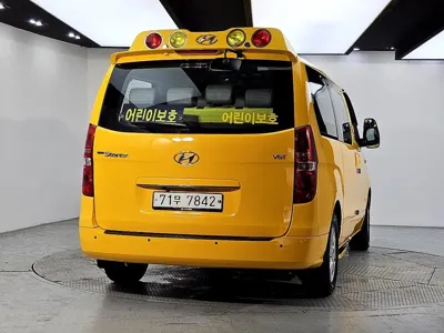 Hyundai Starex 2019, 102728 км, за 8131.68 USD