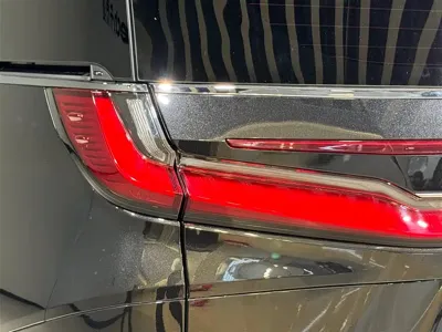 Lexus LM 2024, 4300 км, за 185105.3 USD - фото 11