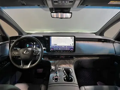 Lexus LM 2024, 4300 км, за 185105.3 USD - фото 15