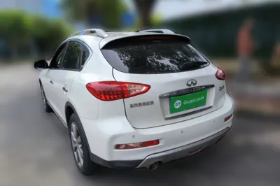 Infiniti QX50 2015, 95600 км, за 8707 USD