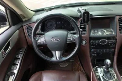 Infiniti QX50 2015, 95600 км, за 8707 USD - фото 9