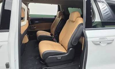 Kia Canival 2023, 8507 км, за 22671.02 USD - фото 12