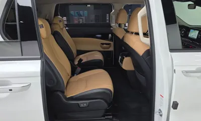 Kia Canival 2023, 8507 км, за 22671.02 USD - фото 26