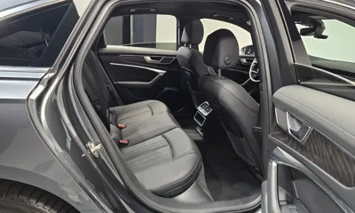Audi A6 2023, 37712 км, за 28344.89 USD - фото 12