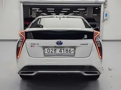 Toyota Prius 2018, 29350 км, за 11376.19 USD
