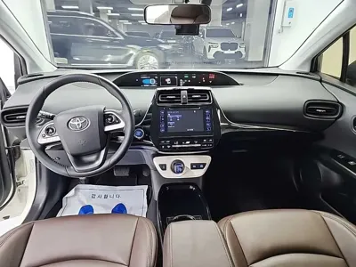 Toyota Prius 2018, 29350 км, за 11376.19 USD - фото 7