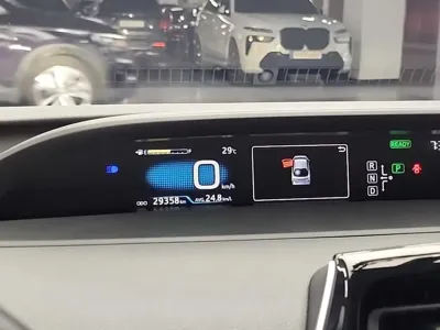 Toyota Prius 2018, 29350 км, за 11376.19 USD - фото 8