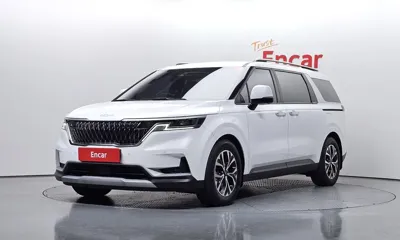 Kia Canival · 2023 год