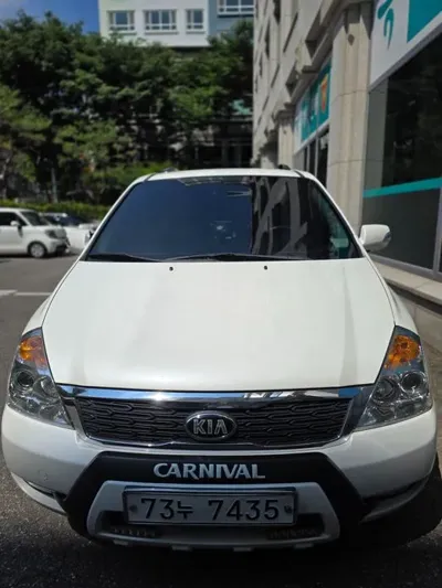 Kia Canival · 2013 год