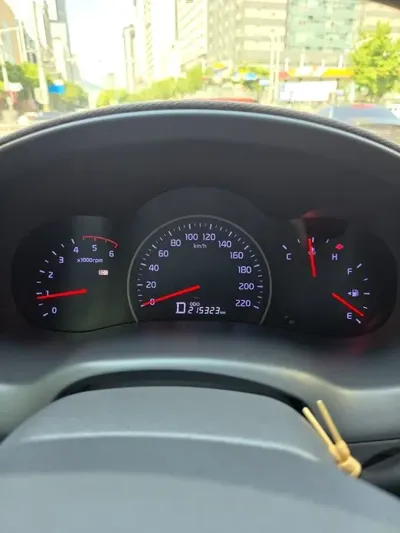 Kia Canival 2013, 215000 км, за 2953.92 USD