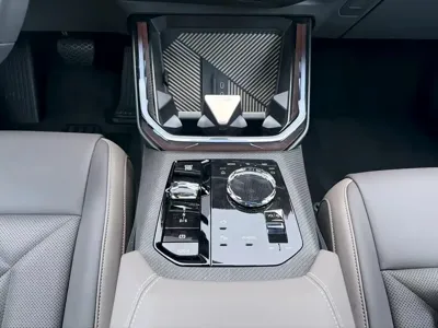BMW X3 2025, 9000 км, за 48273.03 USD - фото 8