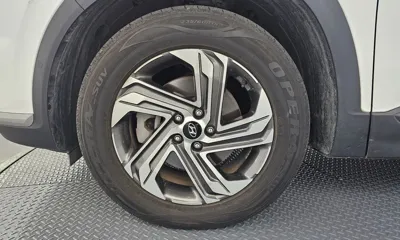Hyundai Santafe 2021, 83665 км, за 15530.37 USD