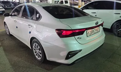 Kia K3 2021, 65200 км, за 7214.13 USD
