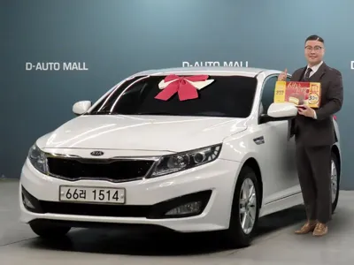 Kia K5 · 2012 год