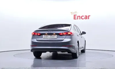 Hyundai Avante 2017, 80801 км, за 7085.74 USD