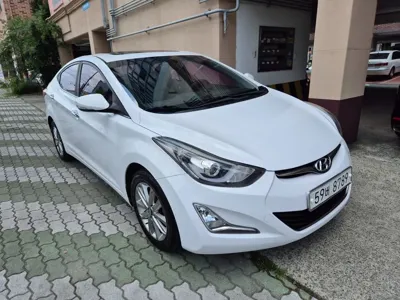 Hyundai Avante · 2014 год
