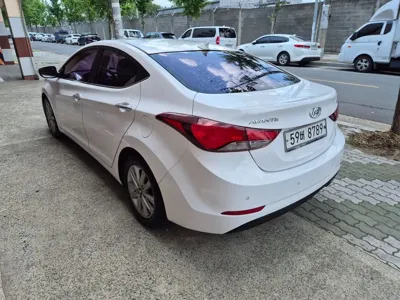 Hyundai Avante 2014, 156495 км, за 3479.06 USD