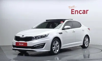 Kia K5 · 2011 год