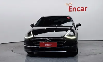 Hyundai Sonata 2020, 92228 км, за 10241.16 USD