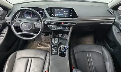 Hyundai Sonata 2020, 92228 км, за 10241.16 USD - фото 7