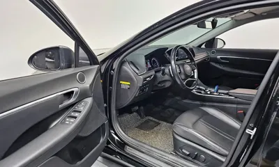 Hyundai Sonata 2020, 92228 км, за 10241.16 USD - фото 11