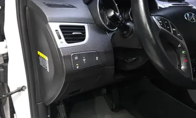 Hyundai Avante 2016, 109261 км, за 4488.68 USD - фото 13