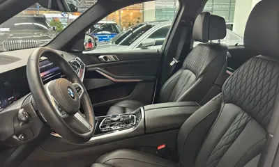 BMW X5 2025, 6323 км, за 68958.75 USD - фото 19