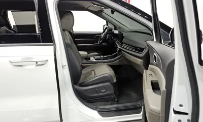 Kia Canival 2024, 46473 км, за 24834.42 USD - фото 11