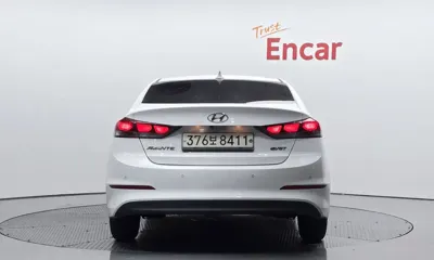 Hyundai Avante 2016, 187288 км, за 4072.52 USD