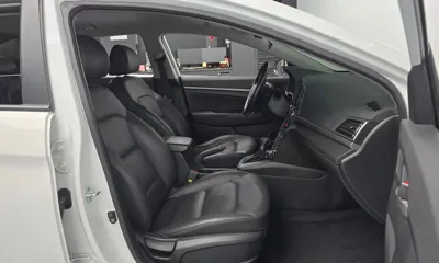 Hyundai Avante 2016, 187288 км, за 4072.52 USD - фото 10