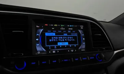 Hyundai Avante 2016, 187288 км, за 4072.52 USD - фото 17
