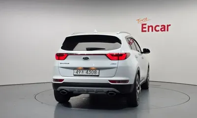 Kia Sportage 2018, 88412 км, за 8255.86 USD